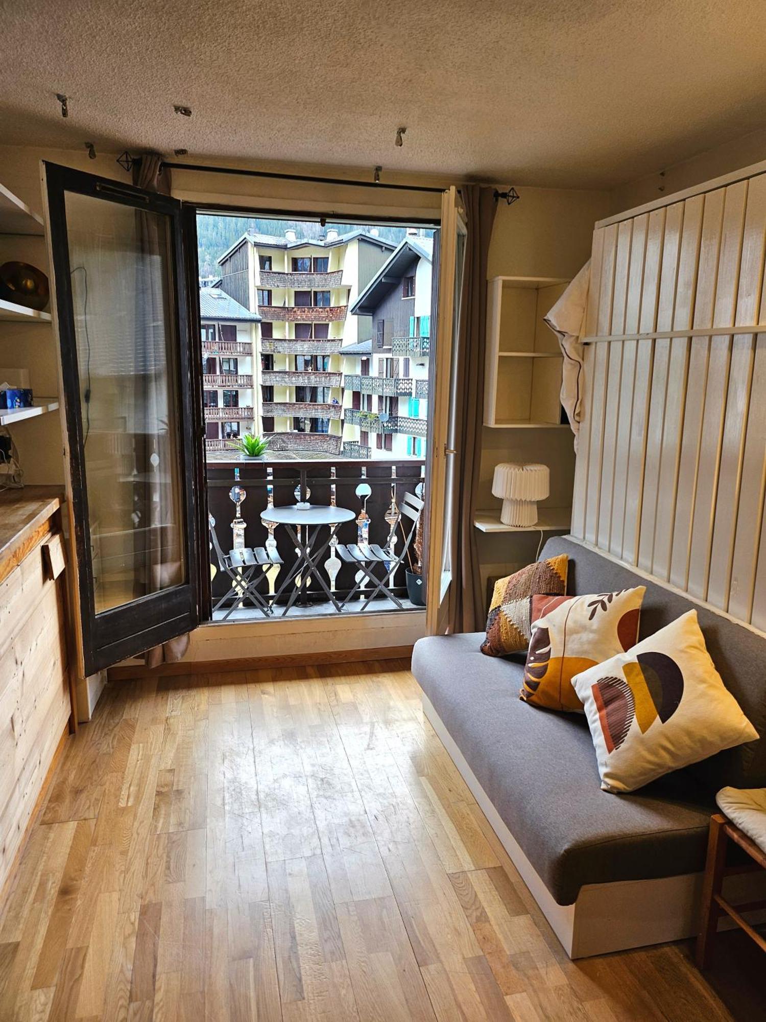 Cozy Chamonix Ski Studio With Mountain Views 외부 사진
